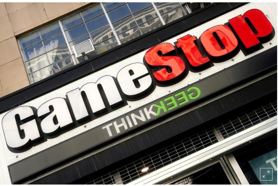  GameStop hires Amazon executive as chief growth officer in e-commerce shift