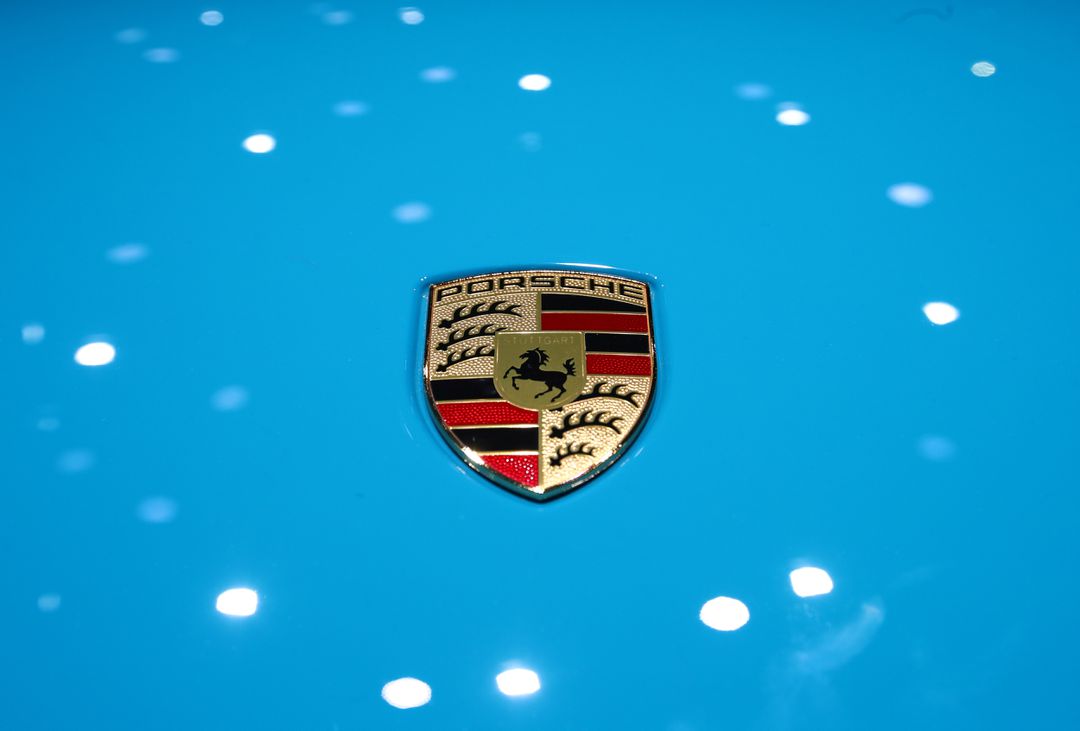  Porsche plans EV battery cells factory in southern Germany