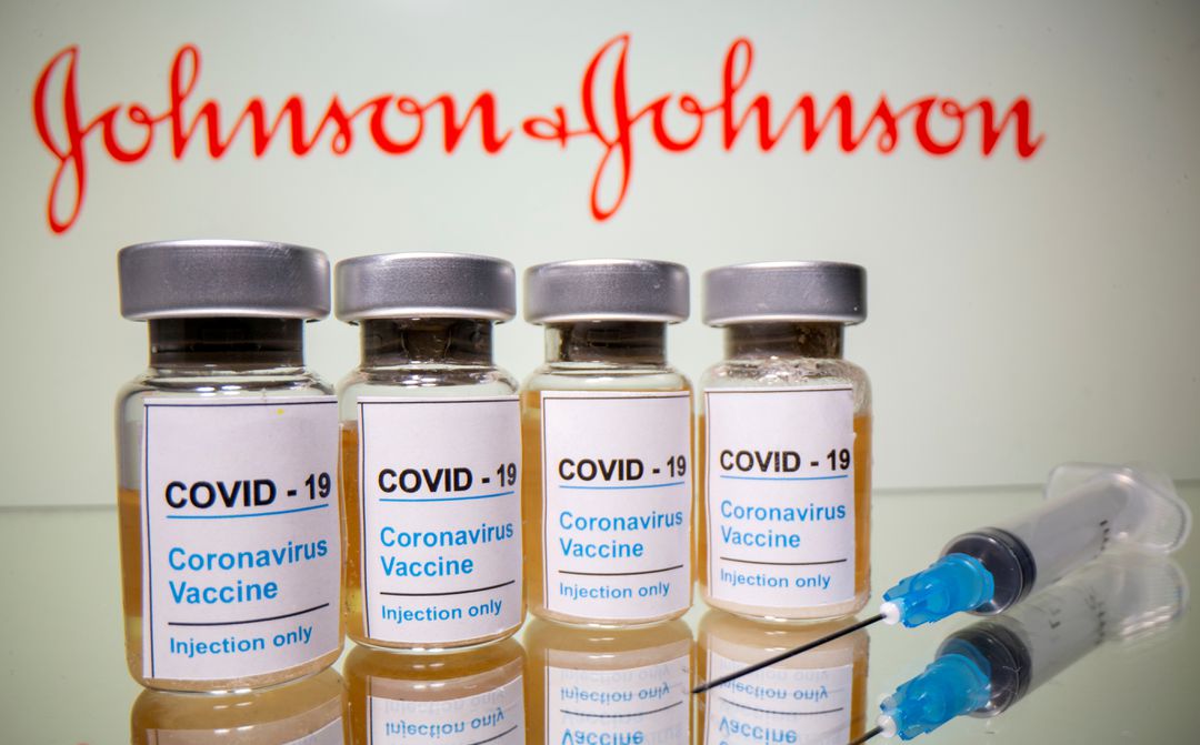  U.S. officials hopeful as advisers meet again on J&J COVID-19 vaccine
