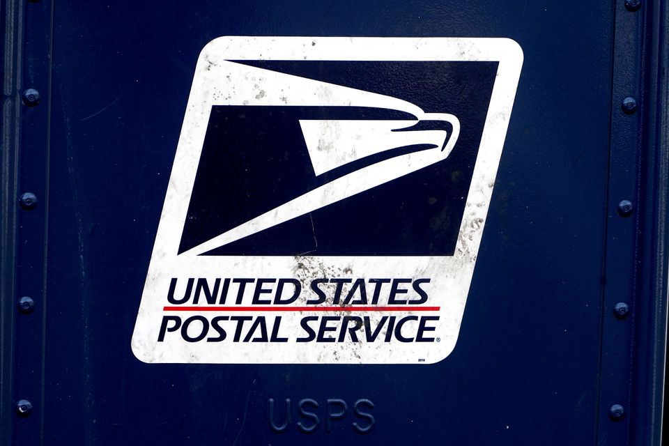 Group of U.S. senators backs $46 billion in relief for Postal Service