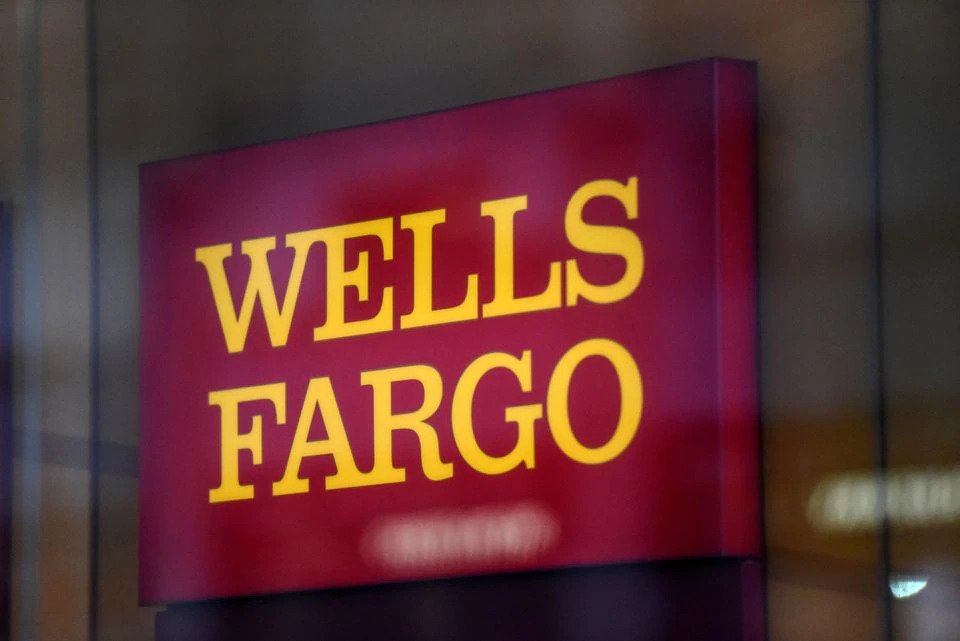  Berkshire sheds nearly all of Wells Fargo, a holding since 1989