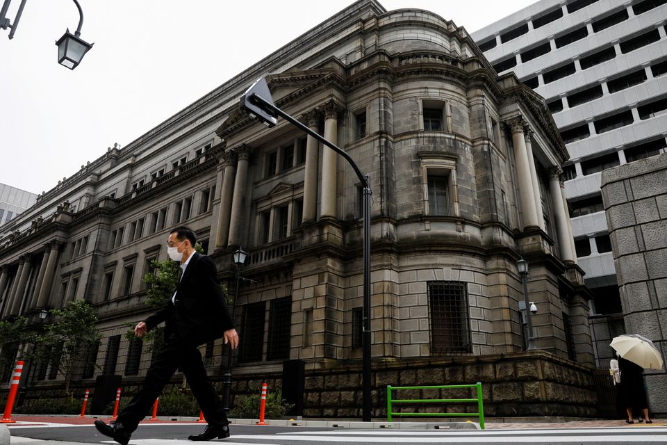  BOJ may start debate on stimulus retreat in 2023, former c.banker says