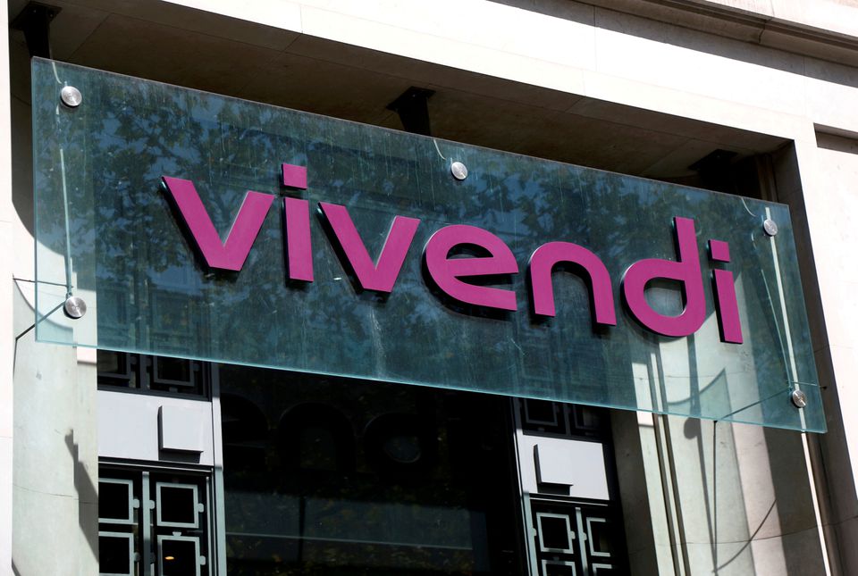  Loeb’s U.S. hedge fund Third Point owns Vivendi stake -source