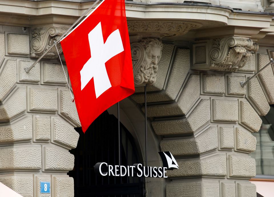  EXCLUSIVE Scandal-hit Credit Suisse considers creating single private bank -sources