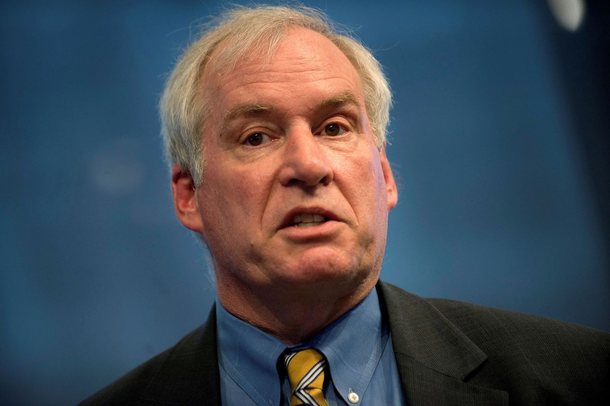  Fed’s Rosengren says central bank needs to keep eye on financial stability risks