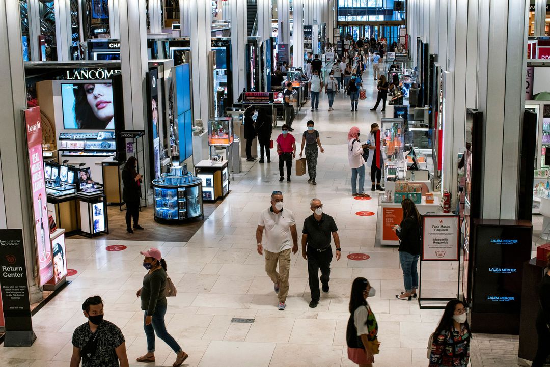  U.S. retail sales unexpectedly rebound in boost to economic growth