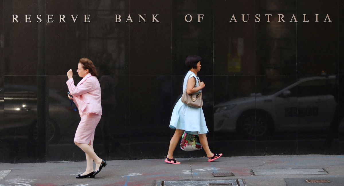  Australian central bank’s policy optimism tested by lockdowns