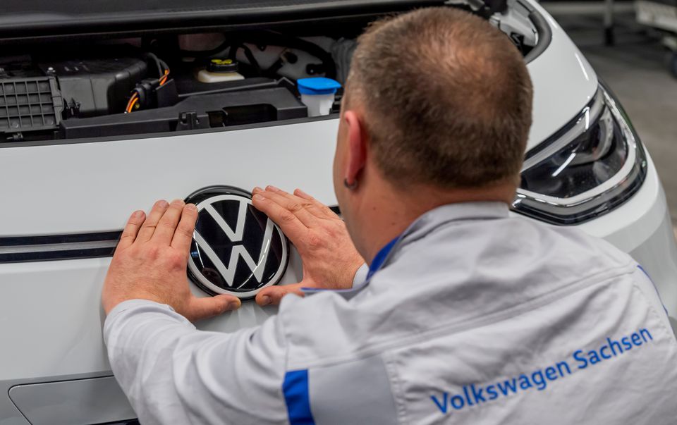  Premium cars drive Volkswagen profit above pre-pandemic levels