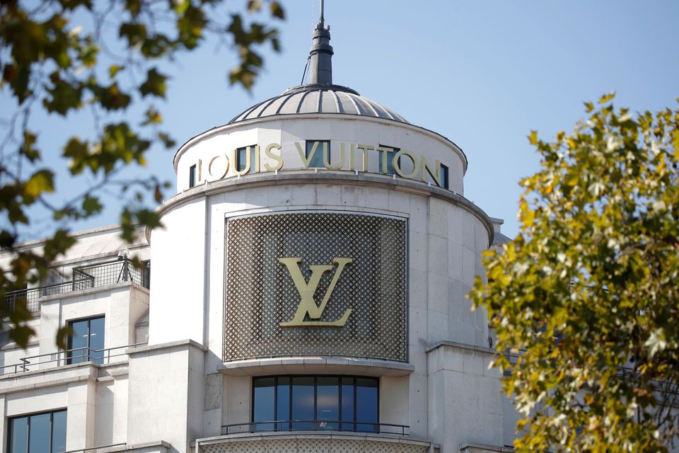 LVMH shares edge higher as sales and profits rise