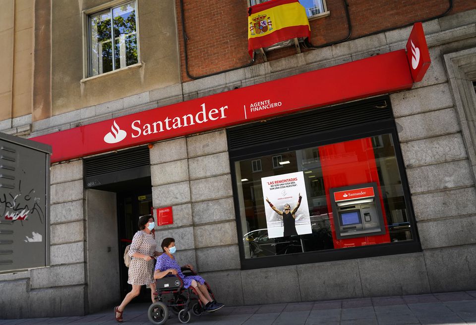  Santander profit beats forecasts on strong UK, U.S. performance