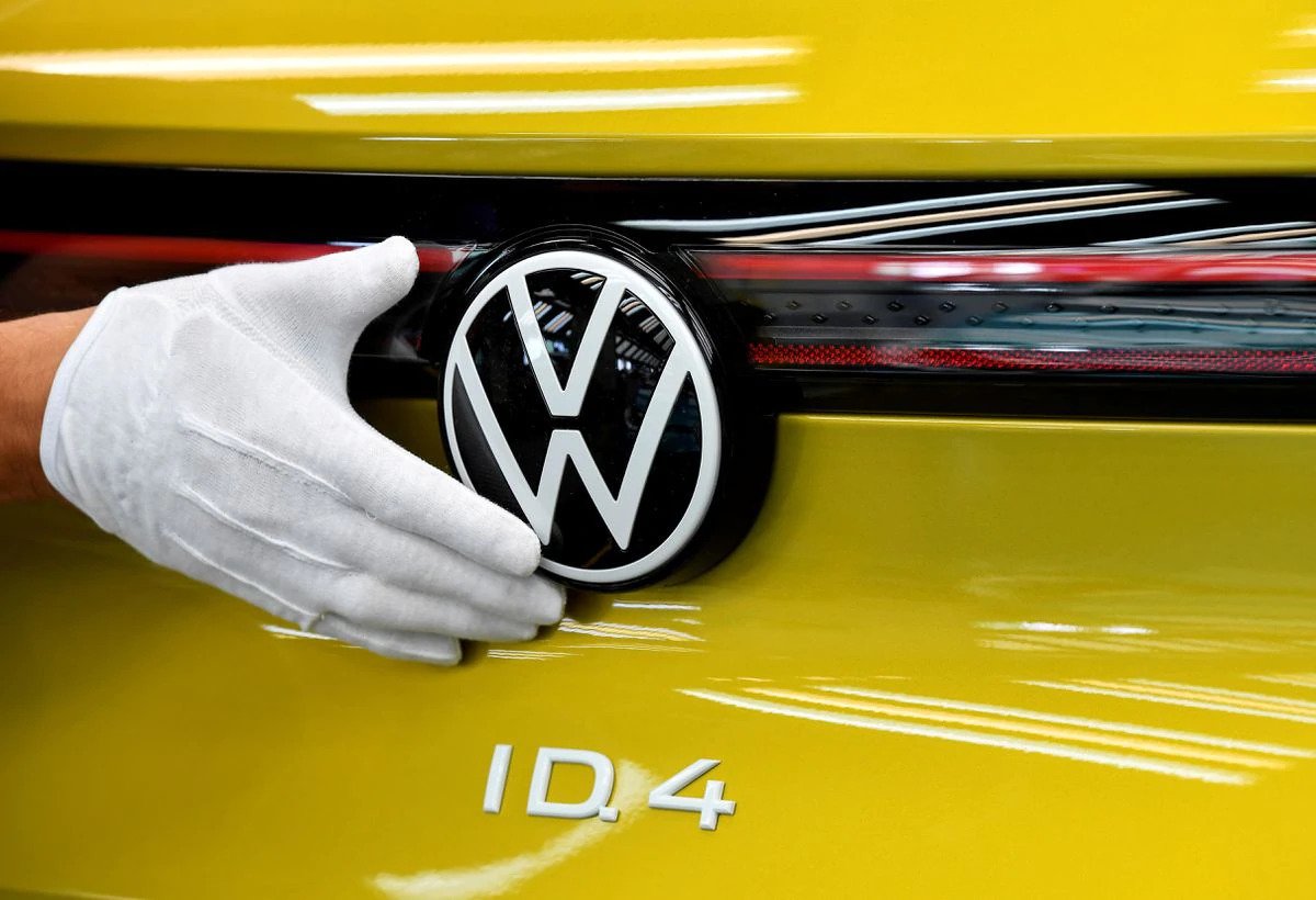  Volkswagen sees strongest first-half U.S. sales since 1973