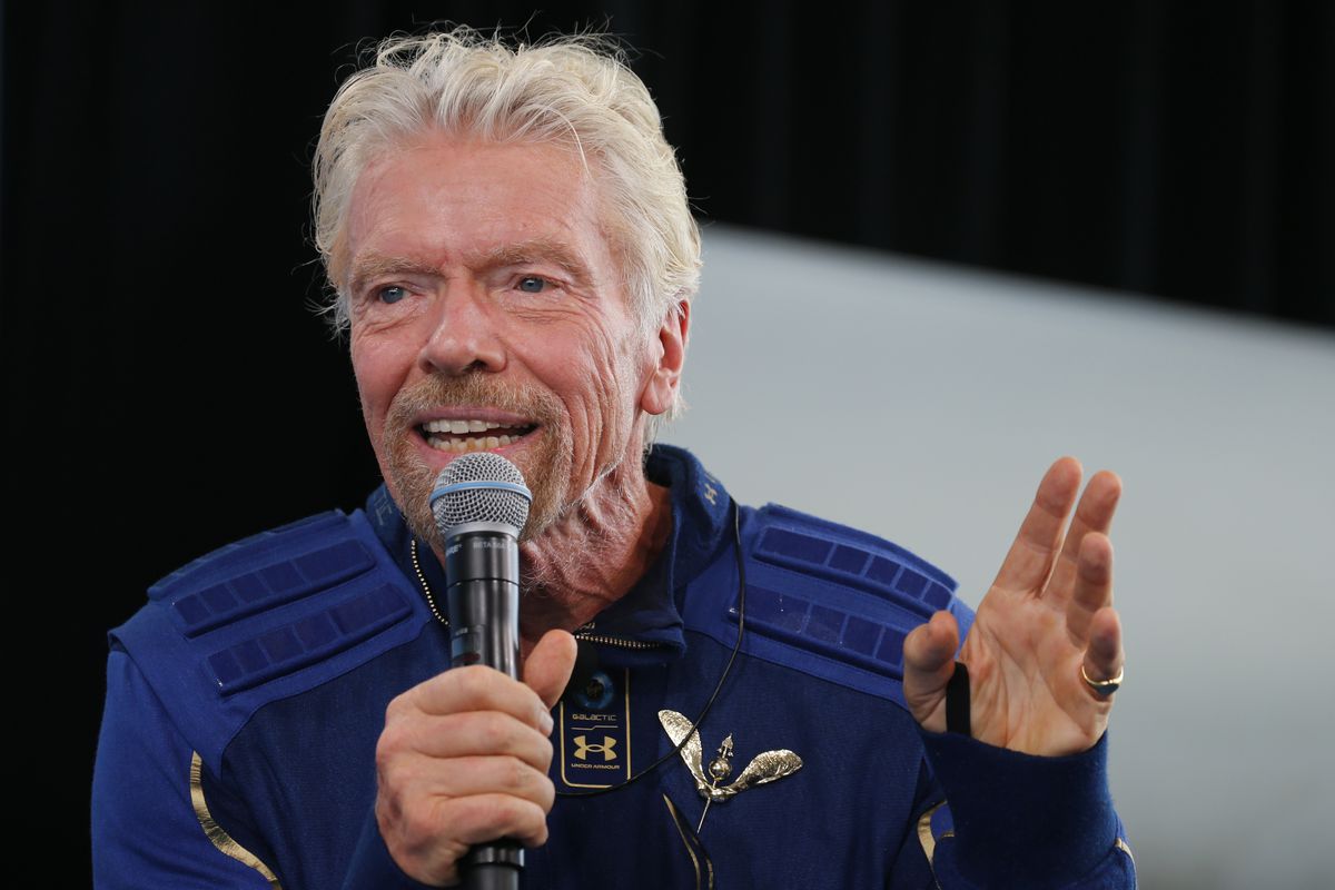  Branson’s Virgin Galactic to sell space flight tickets starting at $450,000