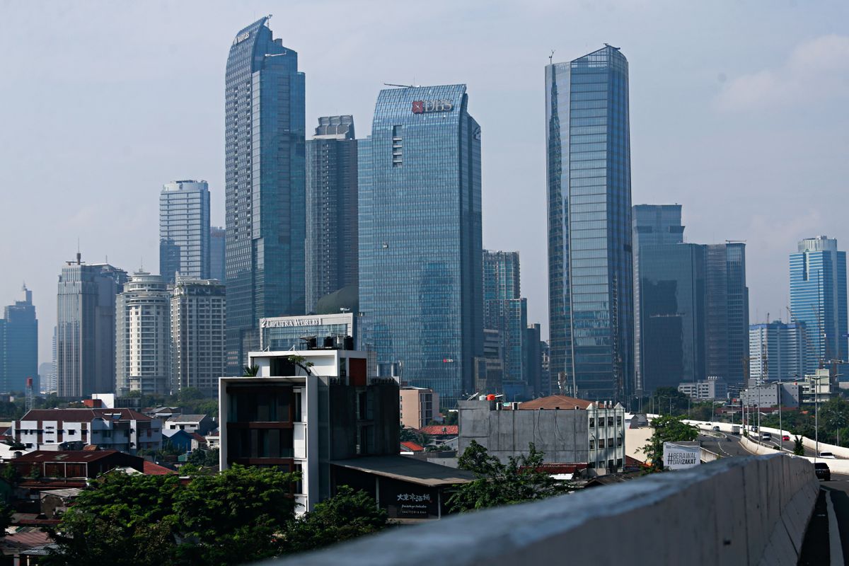  Indonesia exits recession with 7% GDP growth in Q2, but virus clouds recovery