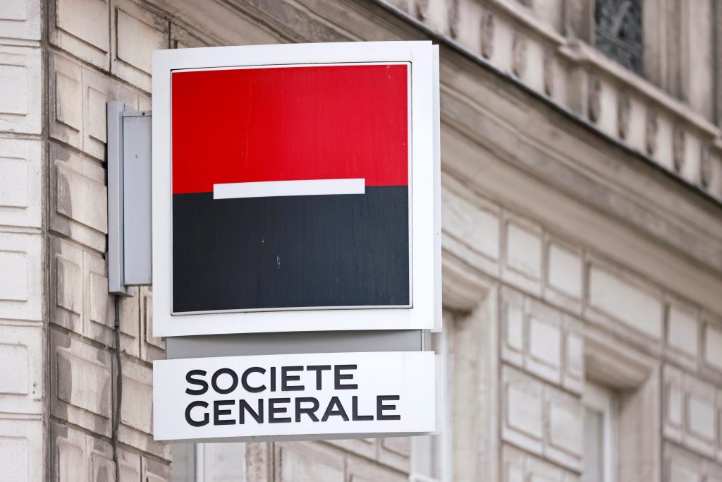 France's SocGen raises 2021 forecasts on lower bad loan provisions
