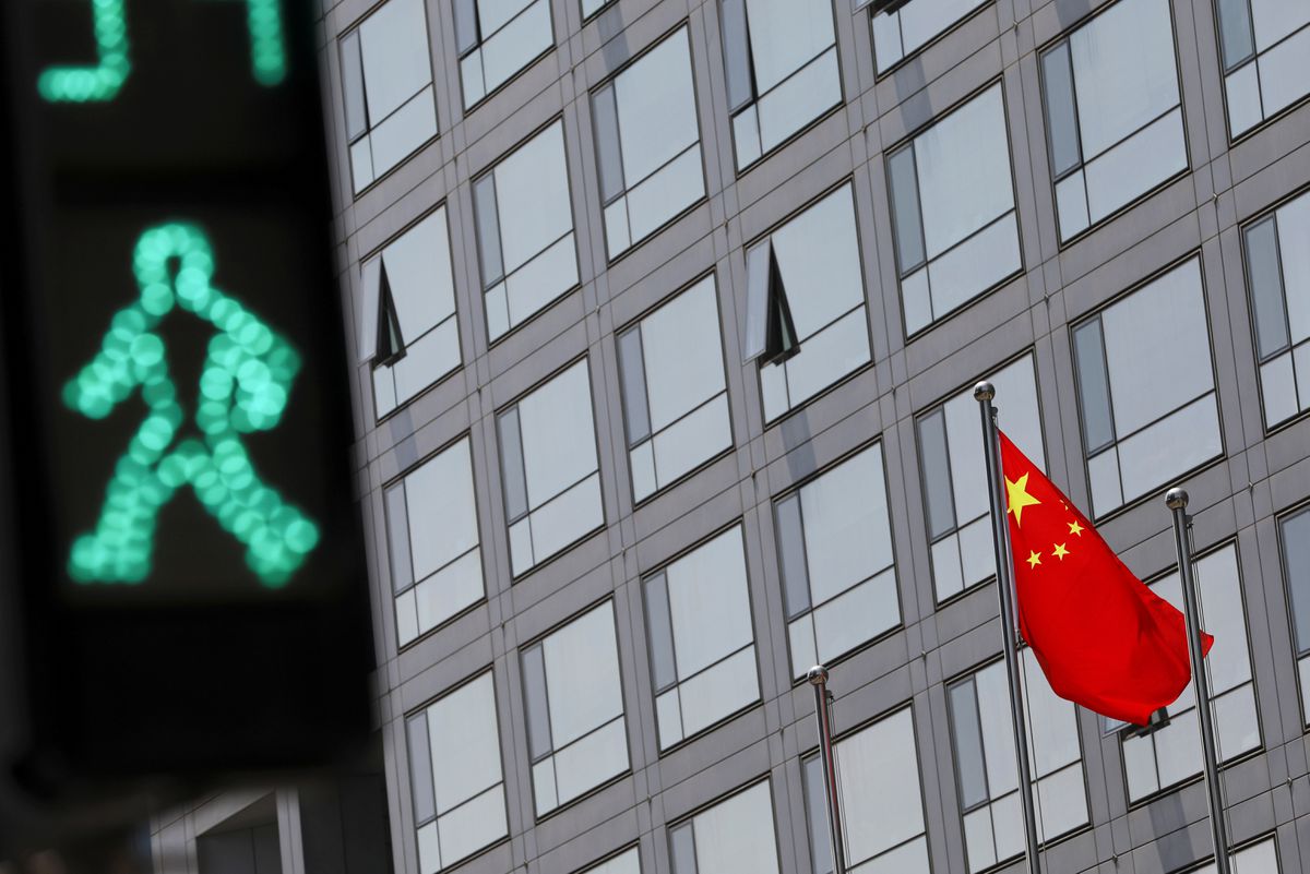  China securities watchdog seeks closer cooperation with U.S.