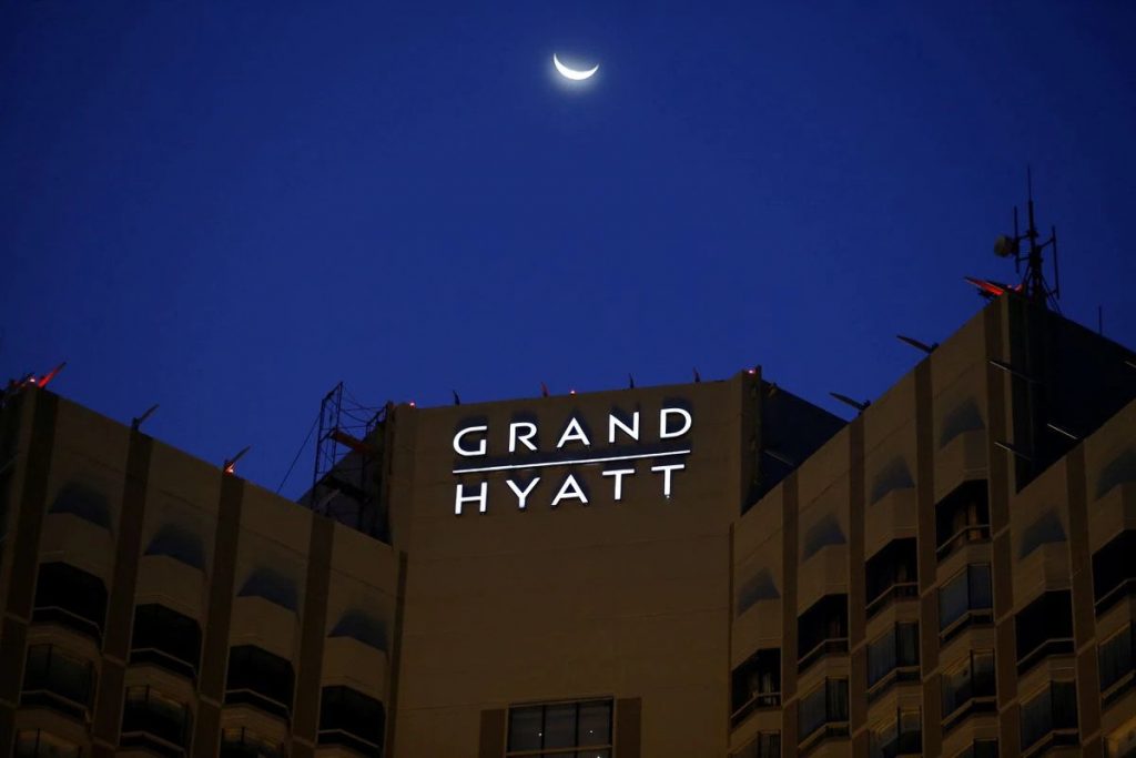 Hyatt to buy Apple Leisure Group from KKR, KSL Capital for $2.7 billion