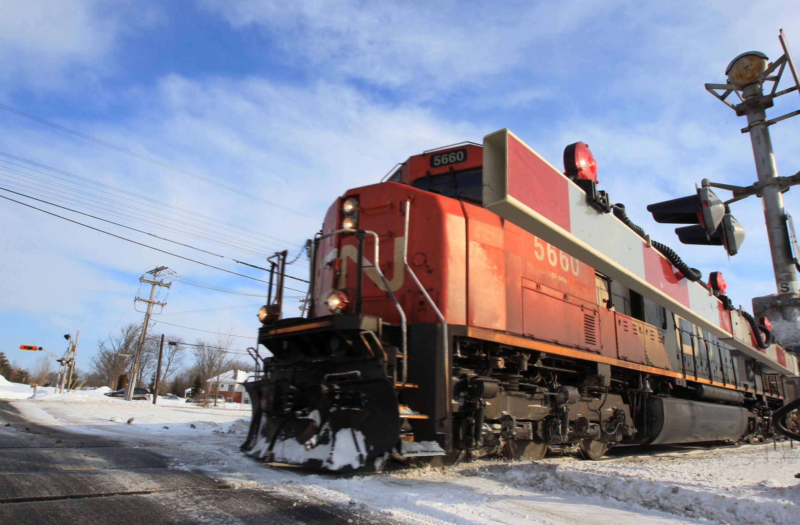  Canadian Pacific clinches $27-bln Kansas City Southern deal as rival bows out