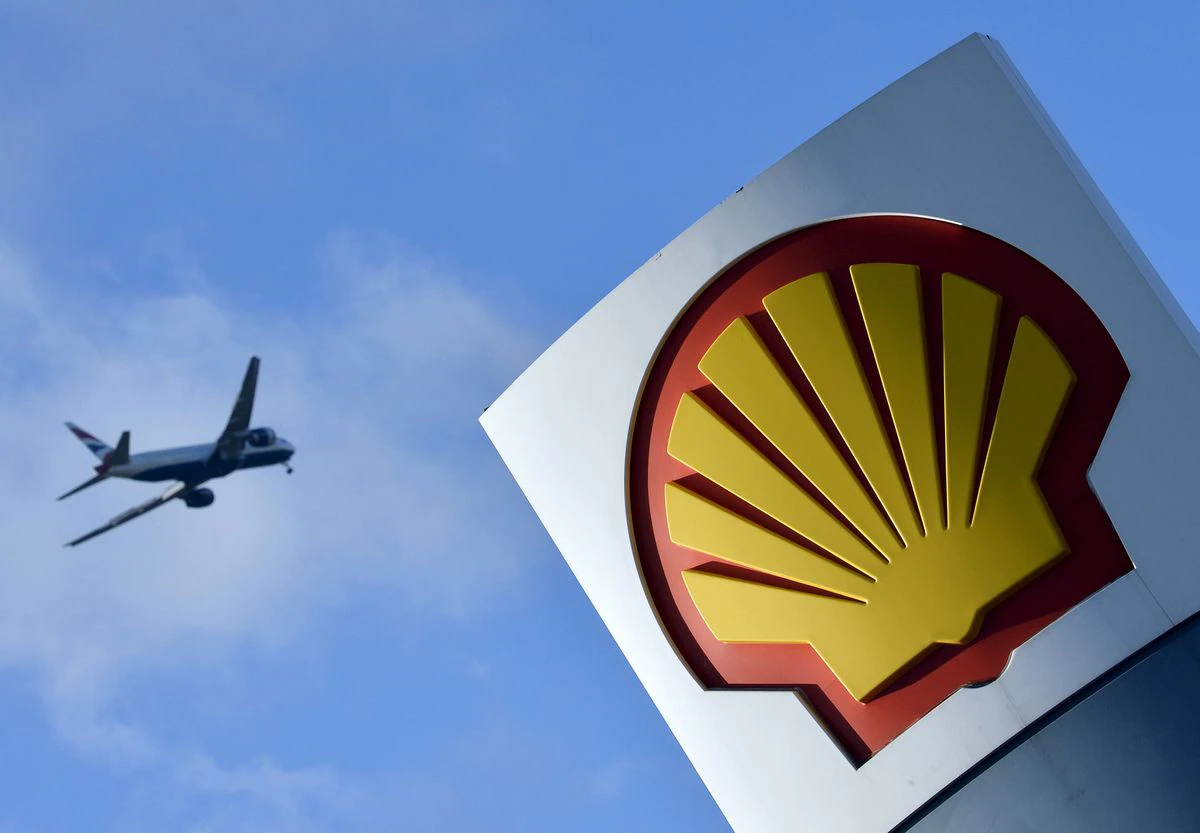 Oil giant Shell sets sights on sustainable aviation fuel take-off