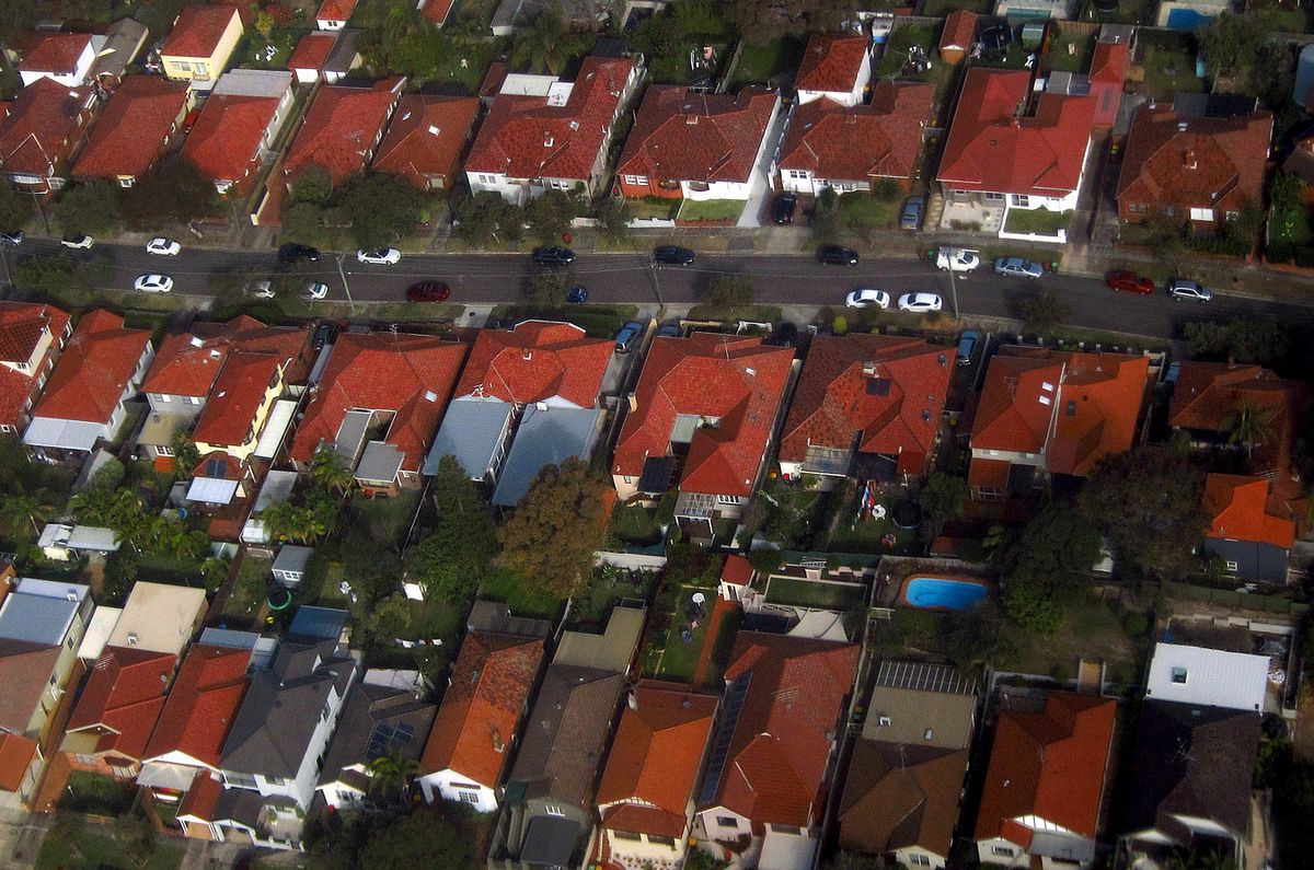  Australia home price boom piles on pressure for RBA pullback