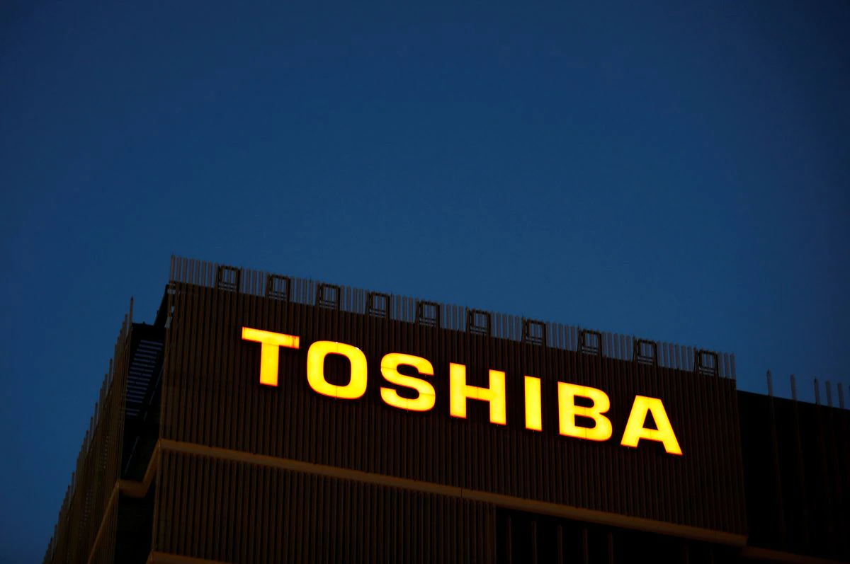  Toshiba set to announce split into three firms, shareholder reaction in focus