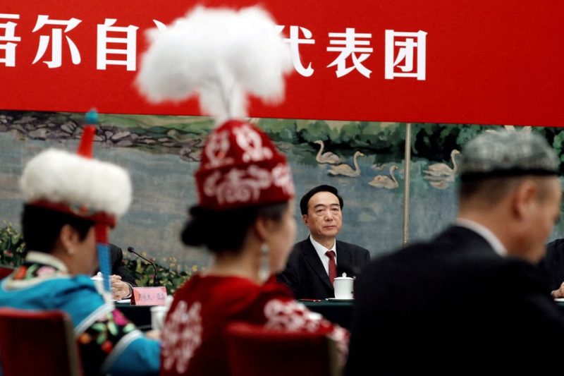  Analysis: New Xinjiang chief expected to maintain policies, boost economic focus