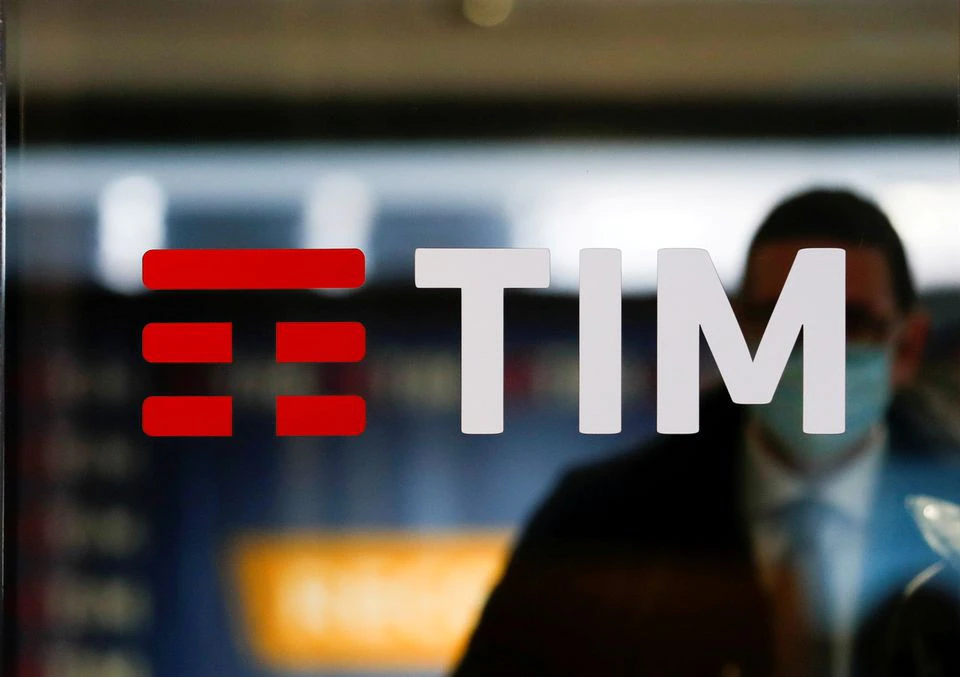  Analysis: KKR’s Telecom Italia approach may call time on Italy discount