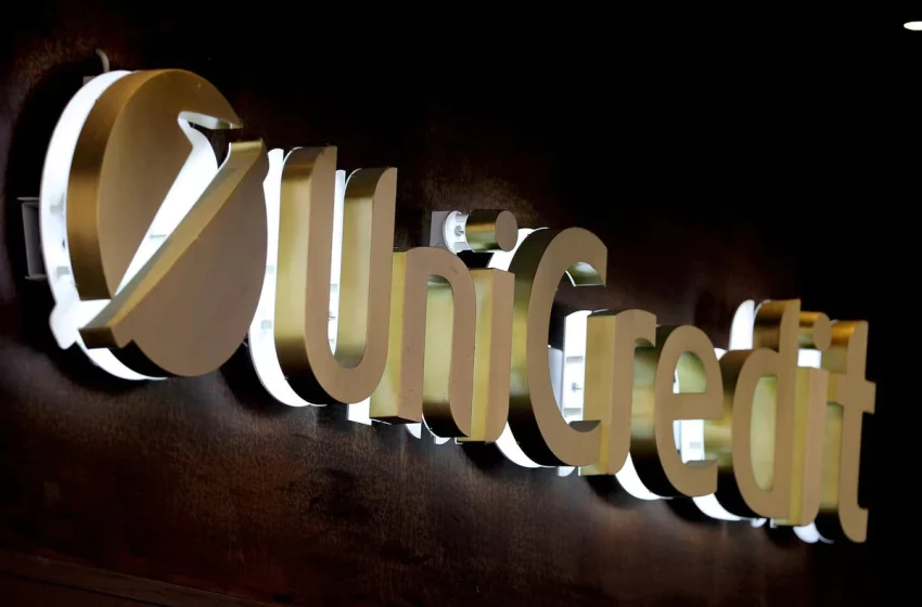  Italy’s UniCredit beats profit forecasts and drops Russian deal