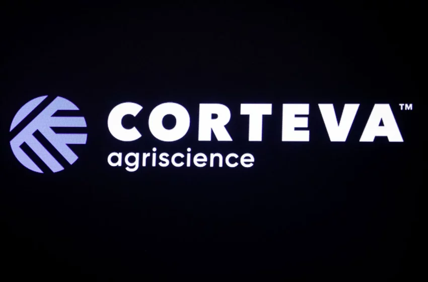  Corteva eyes annual sales above expectations on solid demand