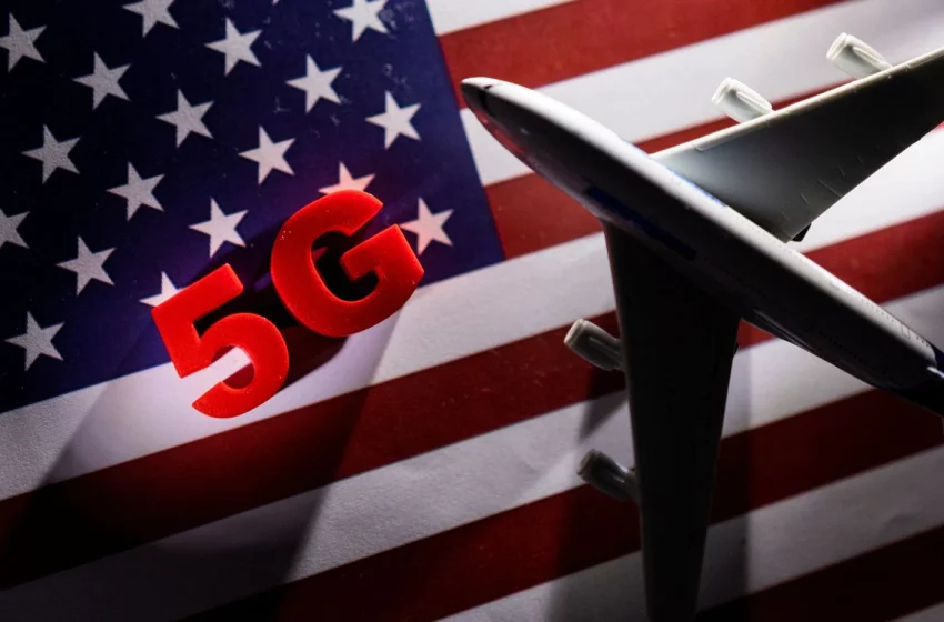  U.S. airline group warns 5G interference issues could linger for years