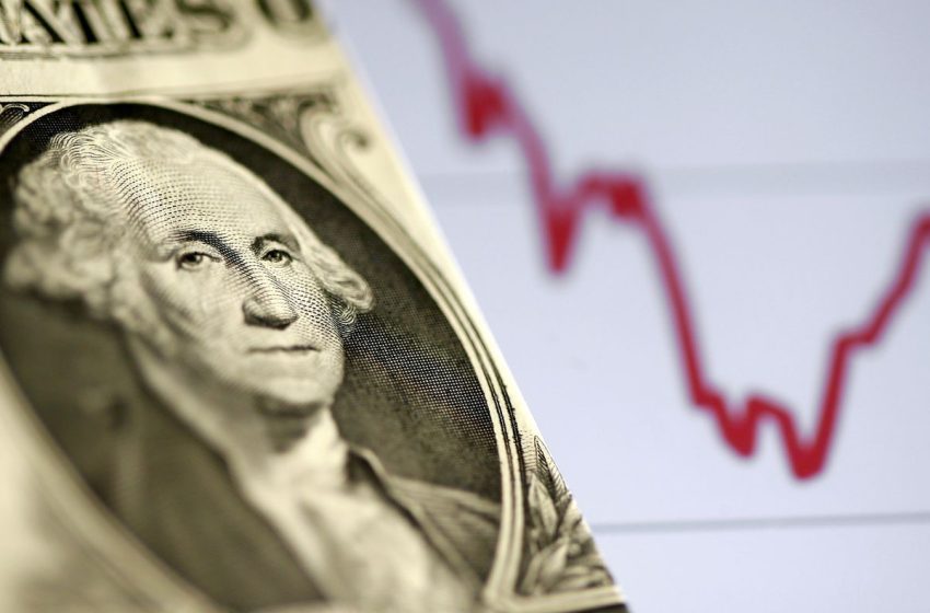  Analysis: Investors bank on real yields to boost dollar in months ahead