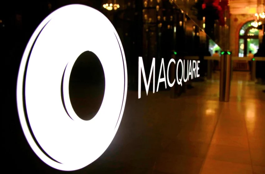  Australia’s Macquarie to buy British motorway operator Roadchef