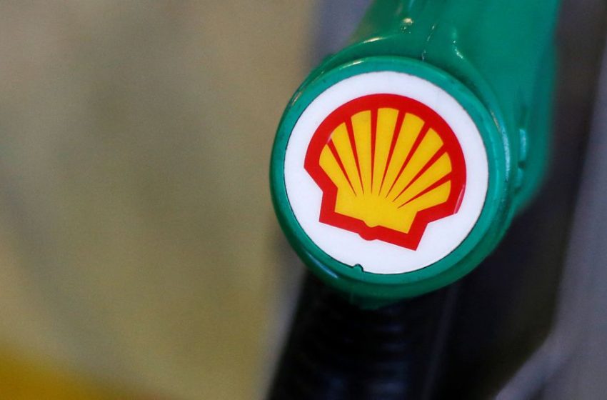  Shell posts record quarterly profit, lifted by energy price surge