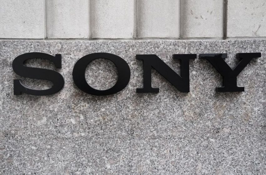  Sony to buy mobile game developer in push beyond consoles