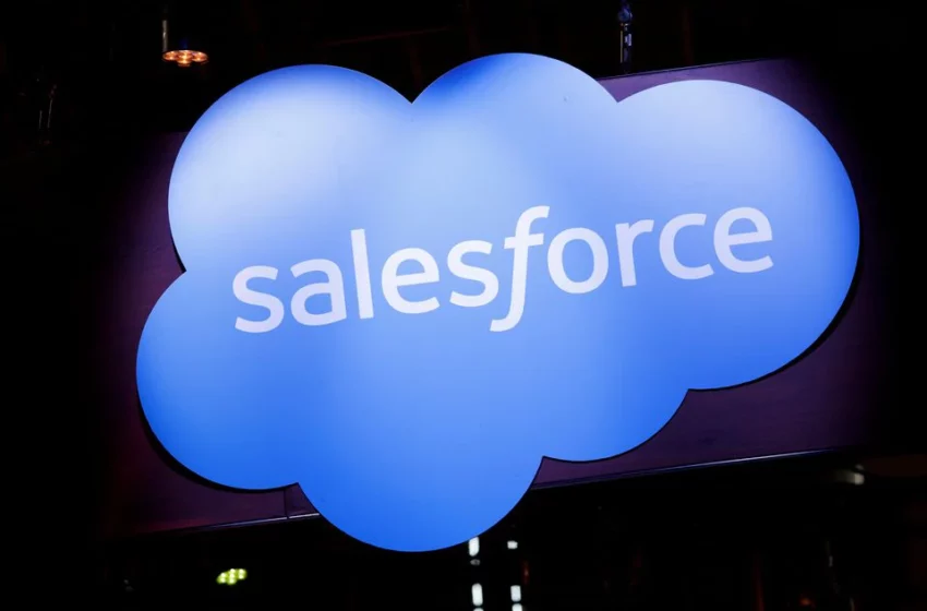  Salesforce to cut 10% of workforce after hiring “too many people”