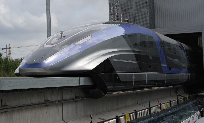  China Plans Shanghai-Hangzhou Hyperloop Train by 2035