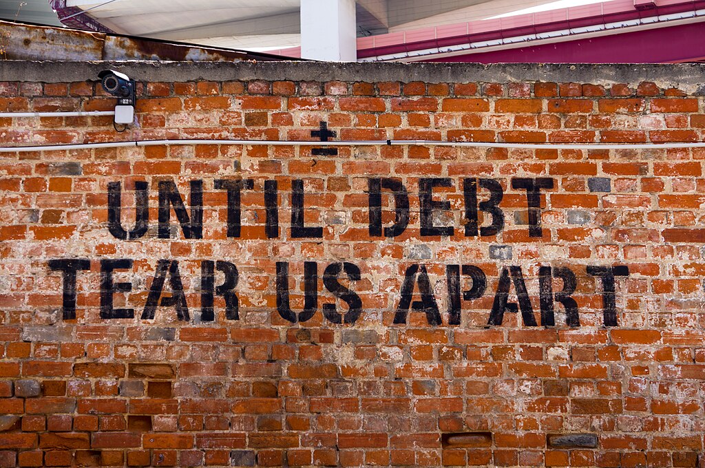 Soaring U.S. Debt Sends Shockwaves Through Global Markets, Emerging Economies Face Mounting Risks