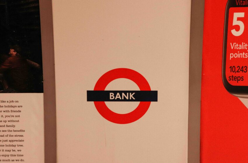 The Rise of Neobanks: Disrupting Traditional Banking Models