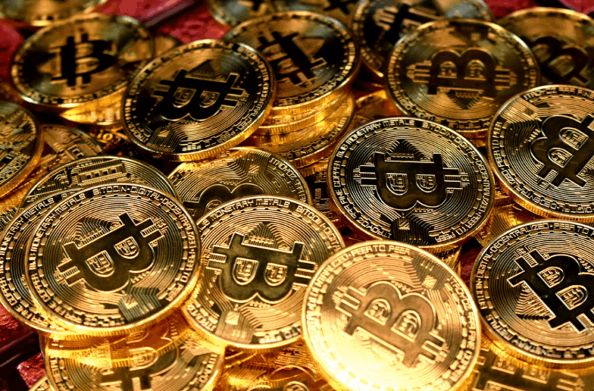 Bitcoin Smashes All-Time High as Fed Rate Cut Bets and US Crypto Reforms Ignite Rally