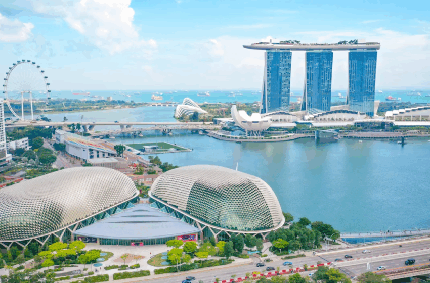 Manufacturing and Tourism Boost Singapore GDP Forecast to 2.9% for 2025